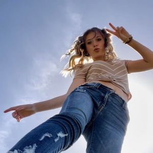 Meet your Posher, Hanna